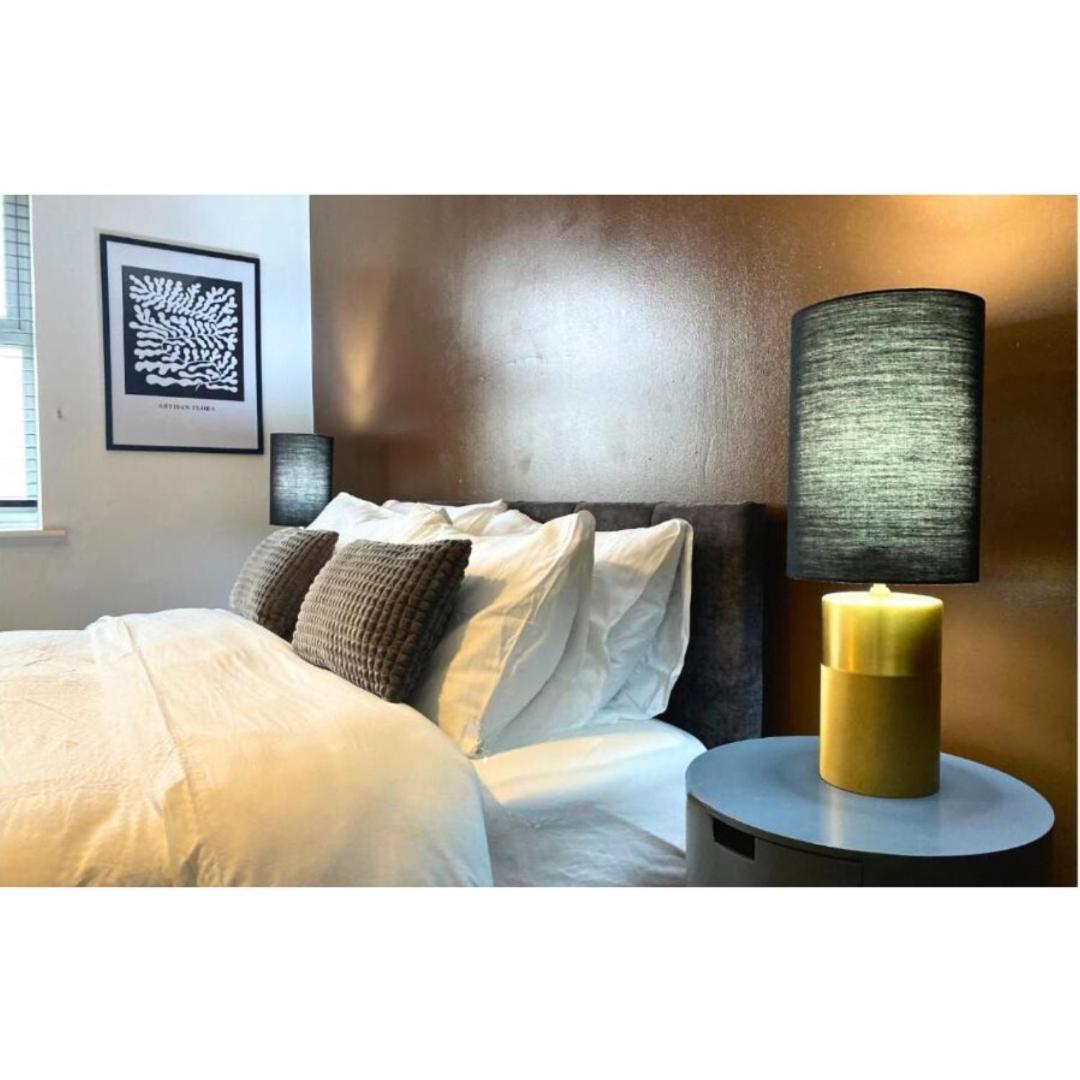 Stunning Stay 6 Minutes From Nec And Birmingham Airport 索利赫尔 外观 照片